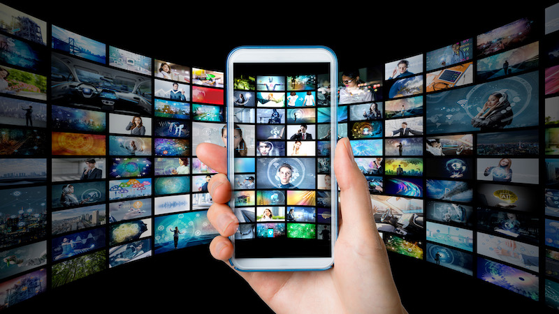 phone in center of spiral of applications